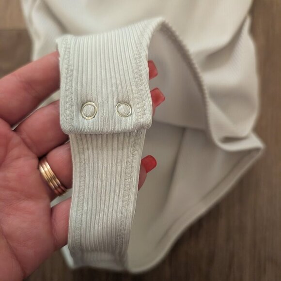 Goldsign | The Fonteyn Bodysuit In Vail - Picture 8 of 13